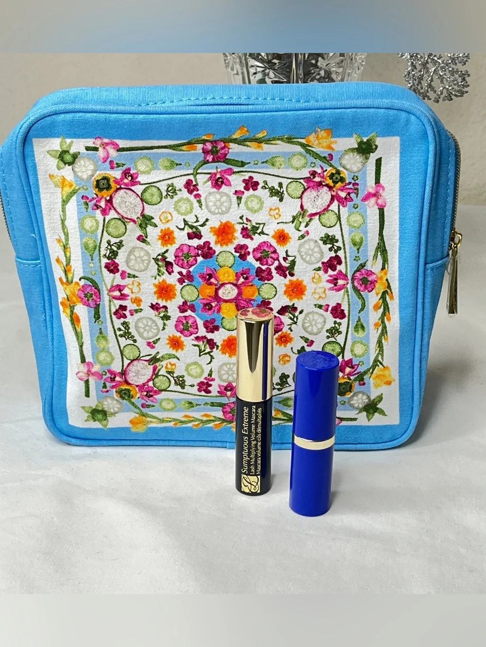 Estee Lauder Pure Color Creme Powerful Lipstick 220 Mini Mascara Floral Bag Set